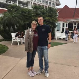 Meet your Posher, Shelley